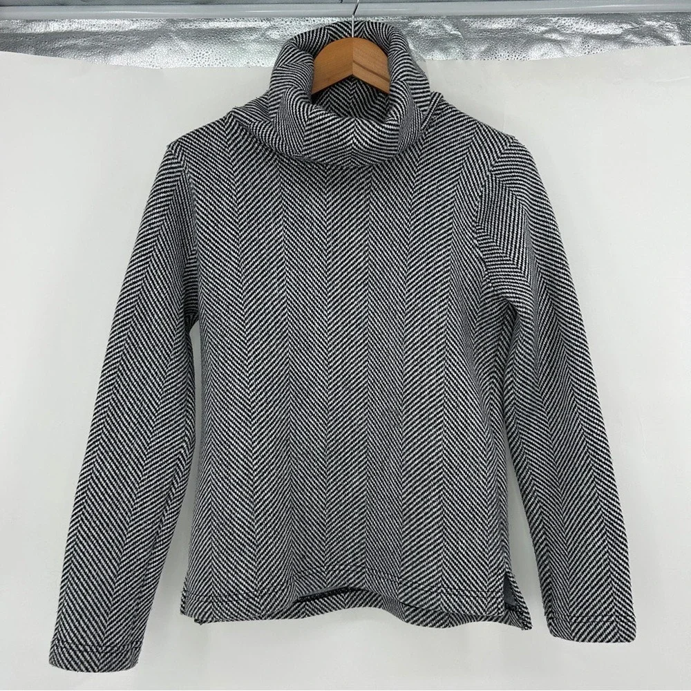 J. Crew Women's Long sleeve funnelneck Herringbone pullover‎ S